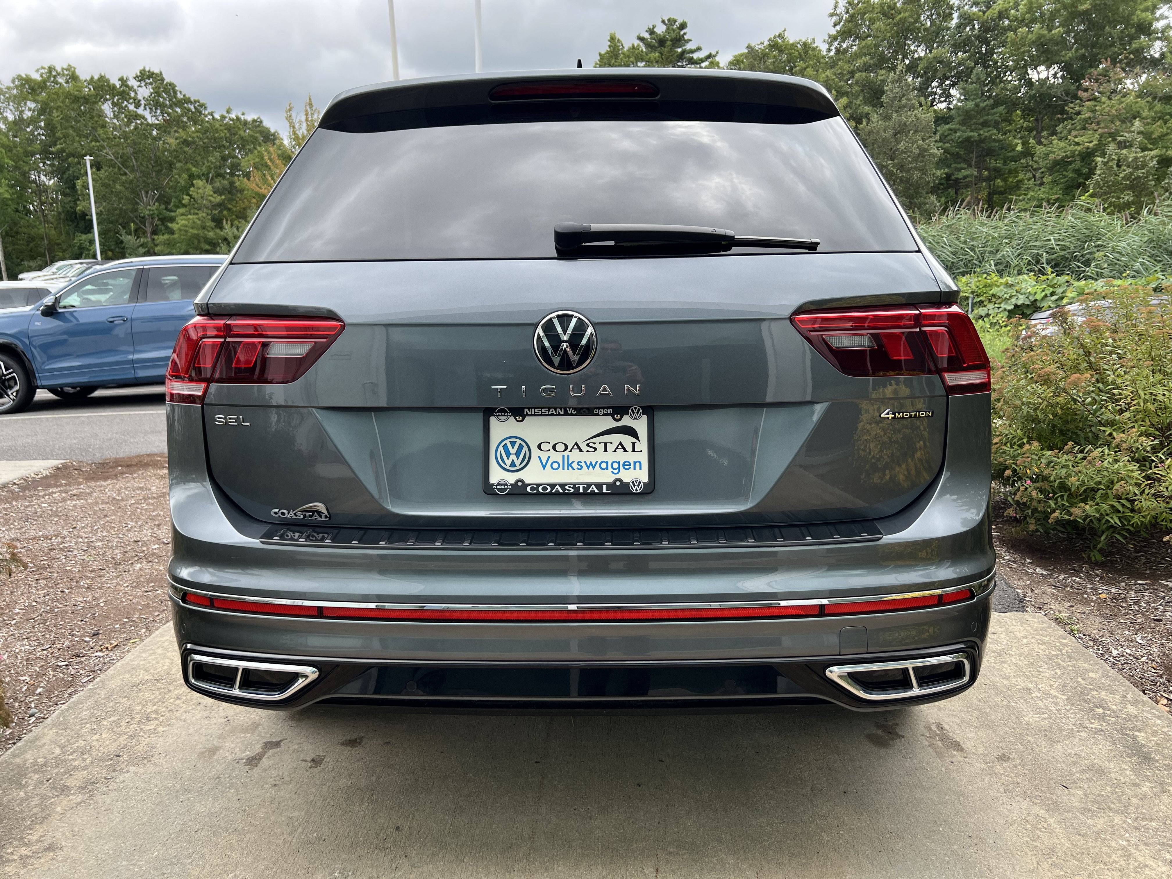 2023 Volkswagen Tiguan SEL R-Line