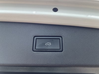 2023 Volkswagen Tiguan SEL R-Line