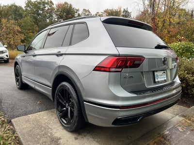 2024 Volkswagen Tiguan SE R-Line Black