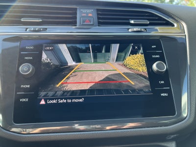2022 Volkswagen Tiguan SE R-Line Black