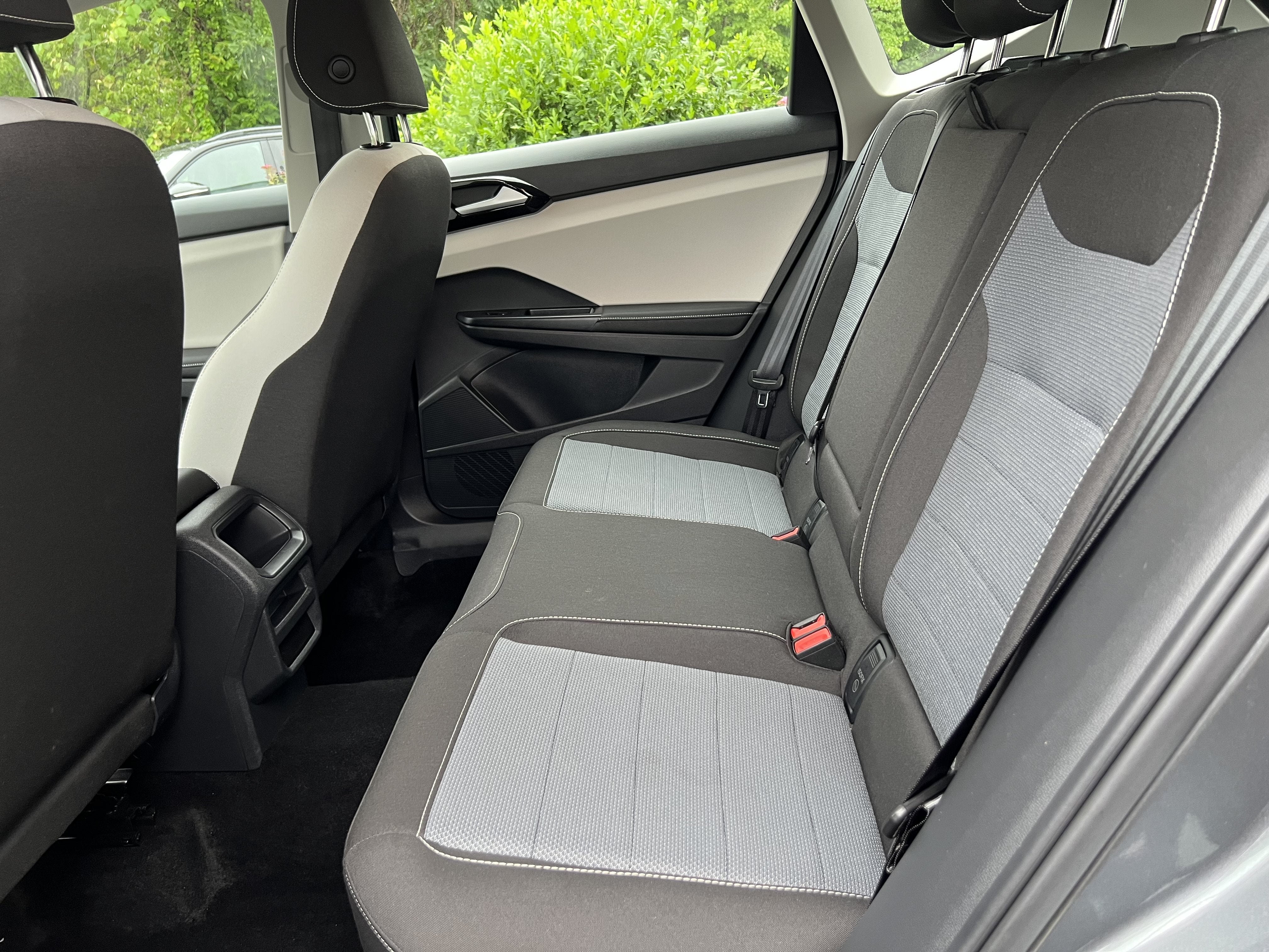 2025 Volkswagen Taos S