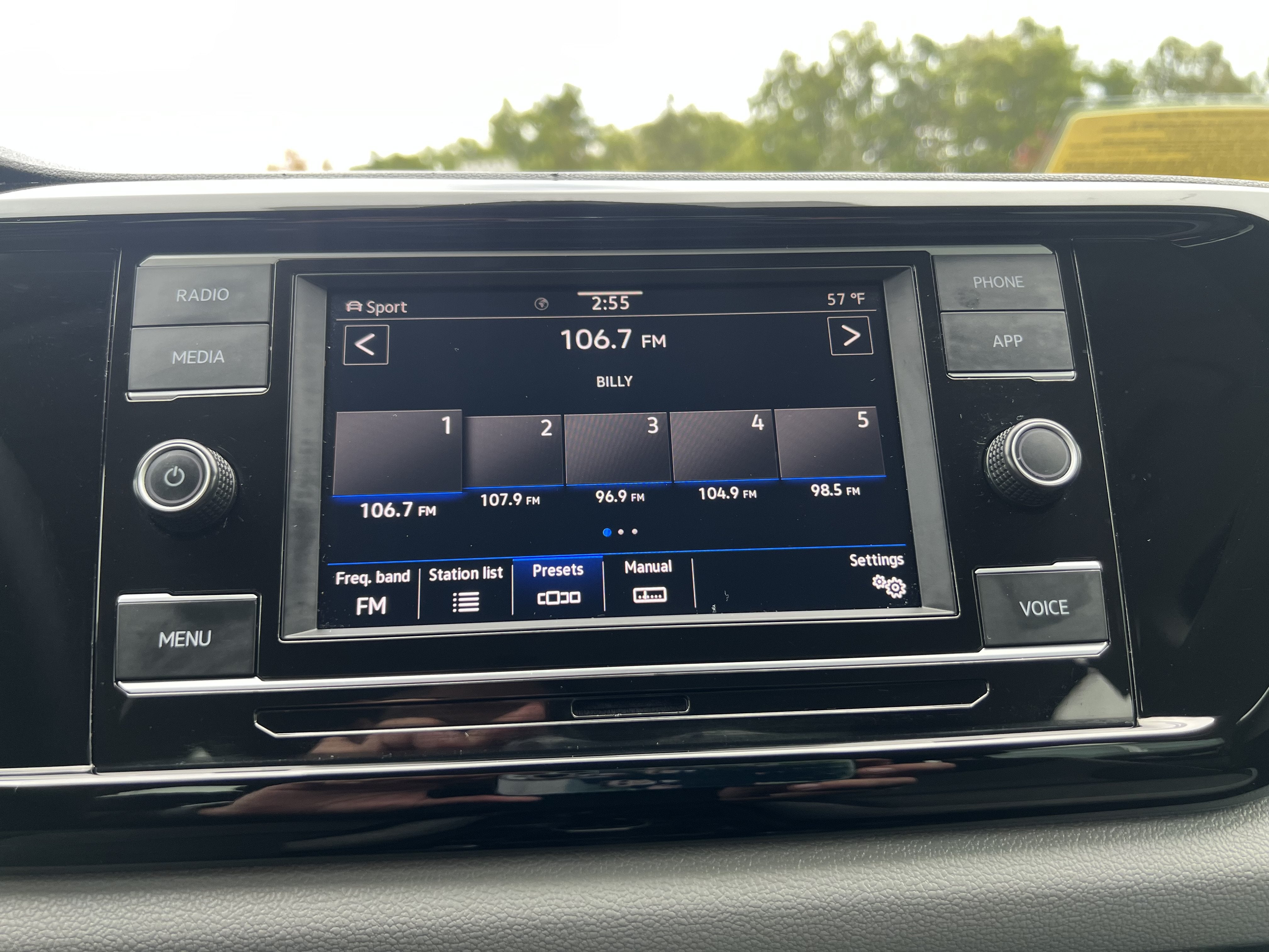 2024 Volkswagen Taos S