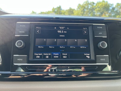 2022 Volkswagen Taos S