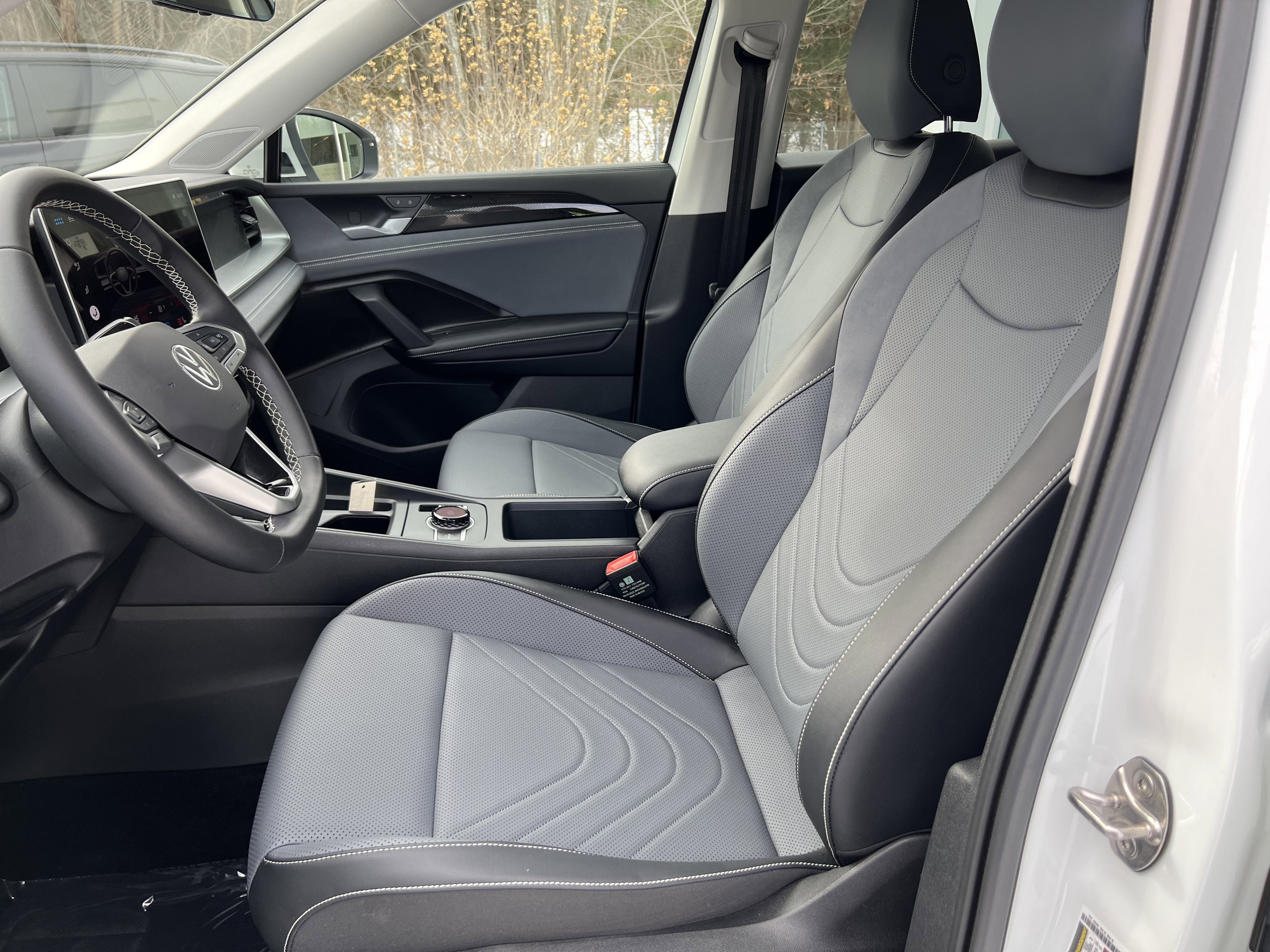 2025 Volkswagen Tiguan SE