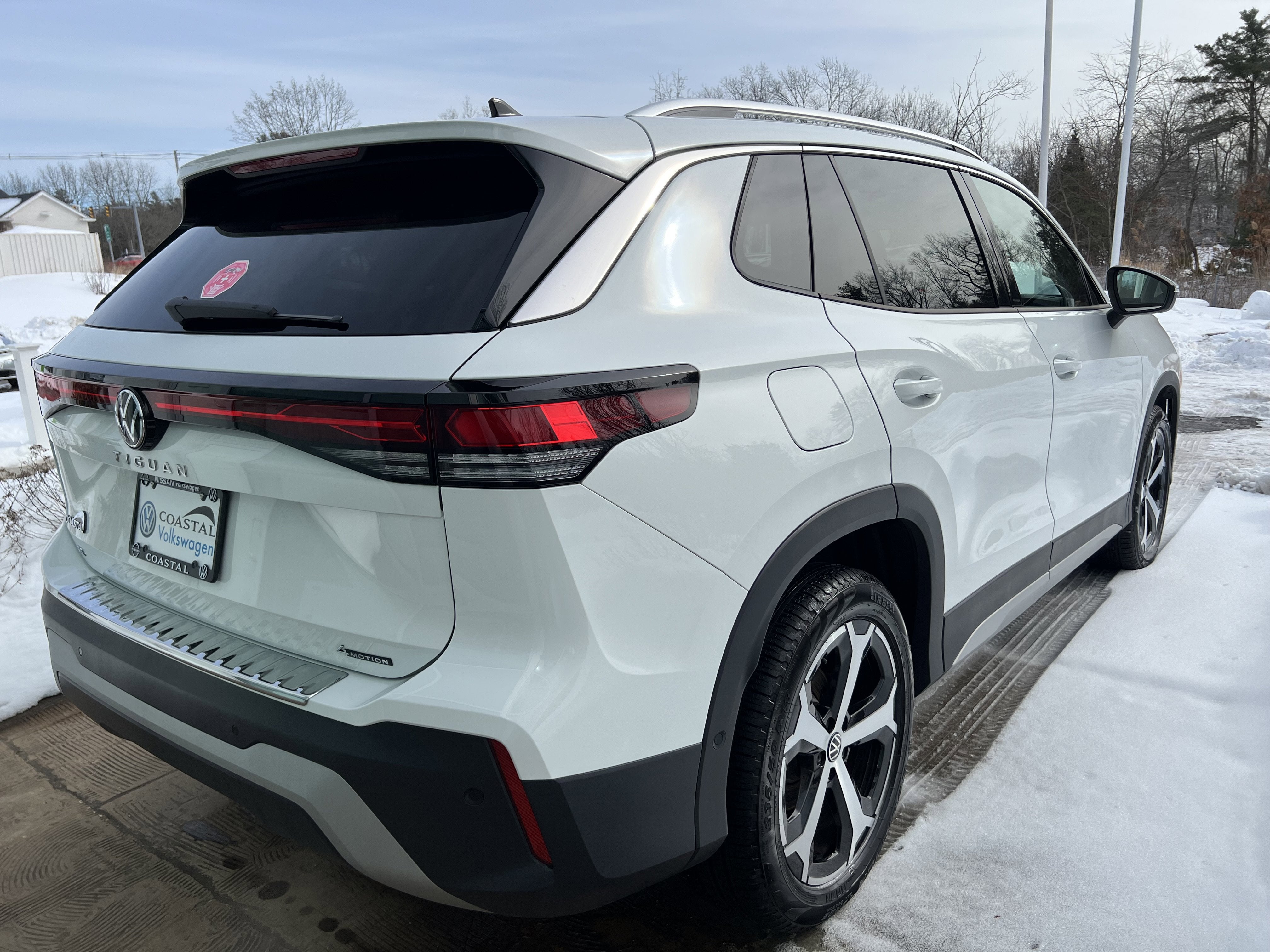 2025 Volkswagen Tiguan SE