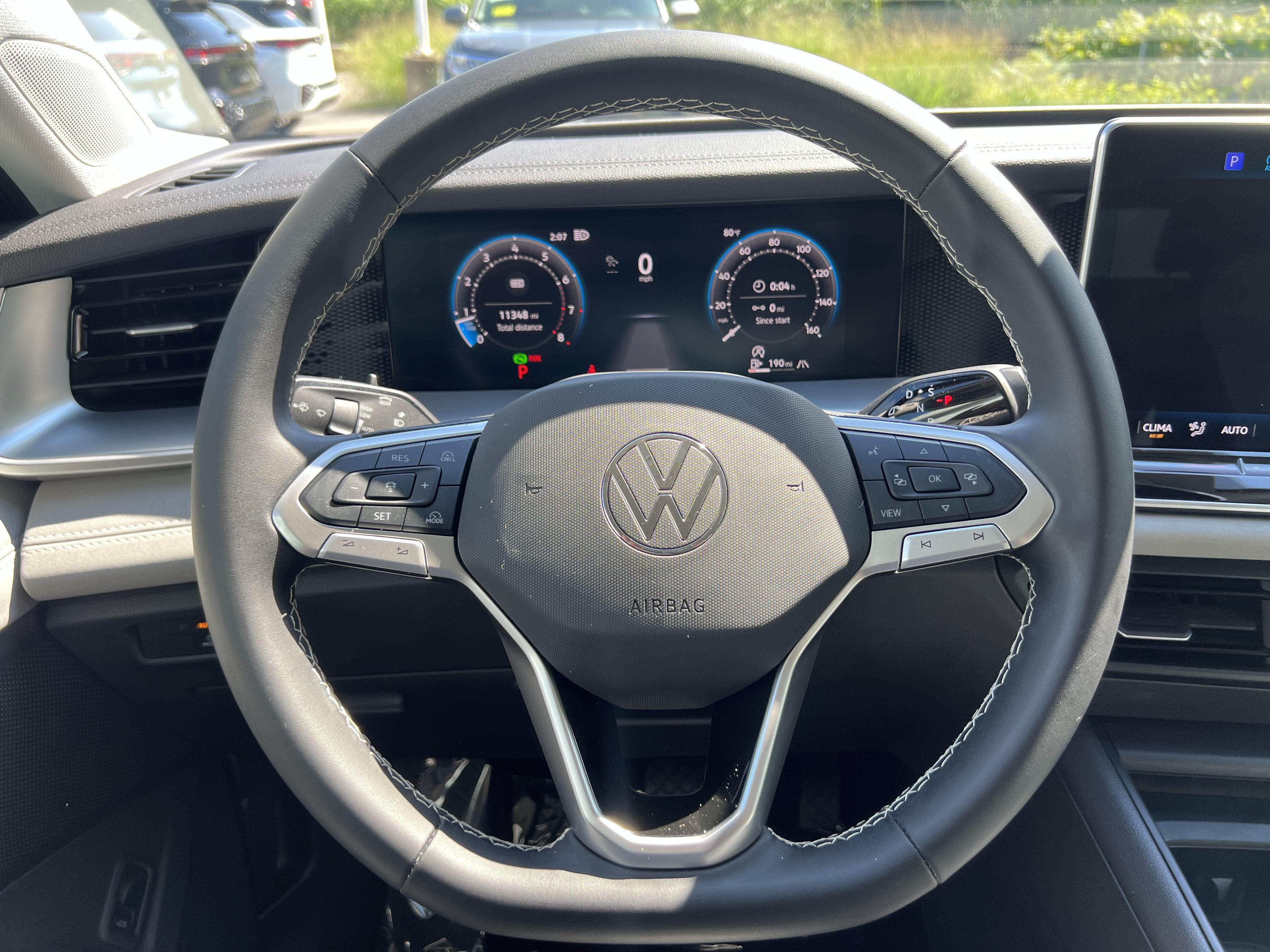 2025 Volkswagen Tiguan SE