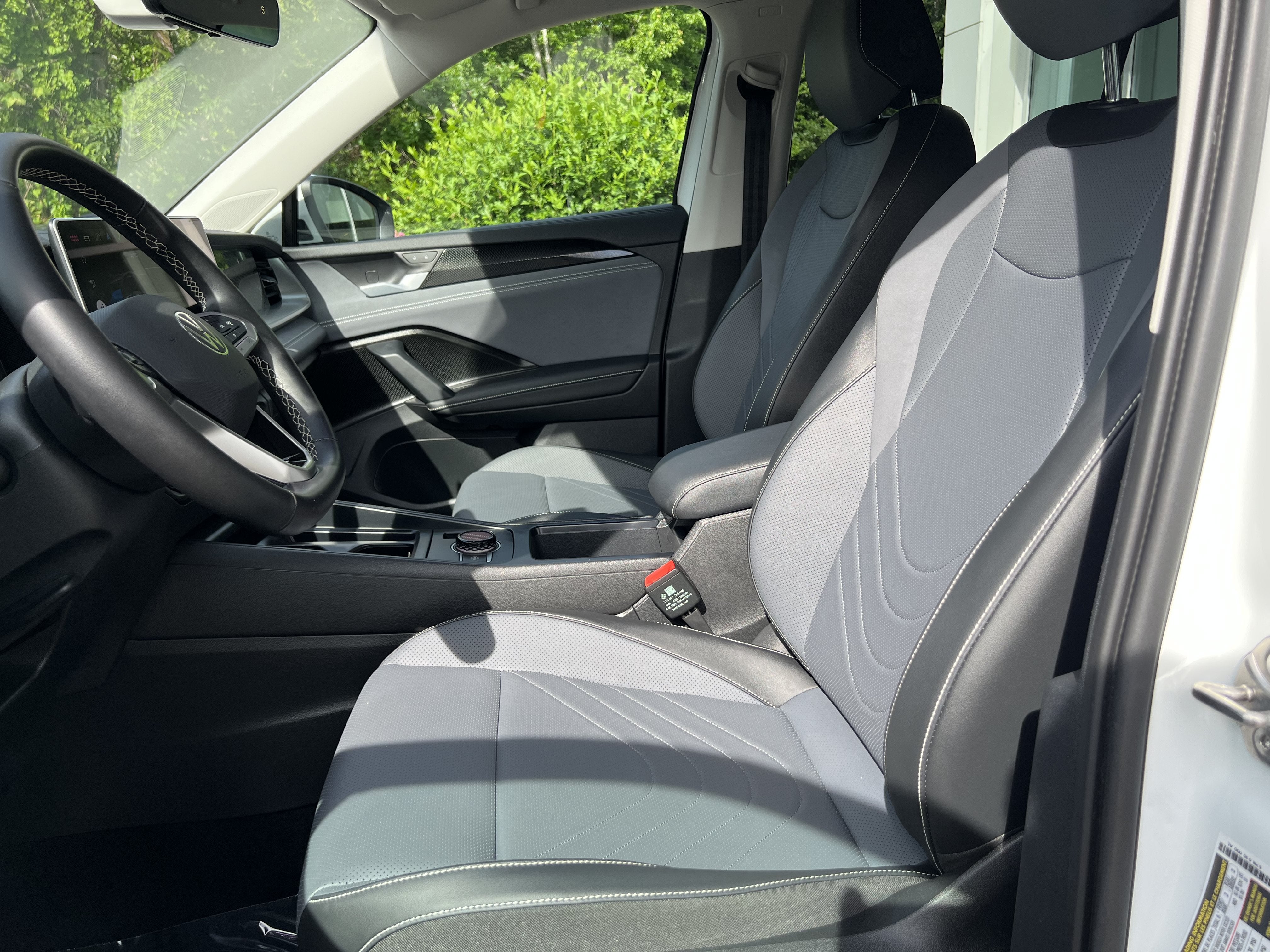 2025 Volkswagen Tiguan SE