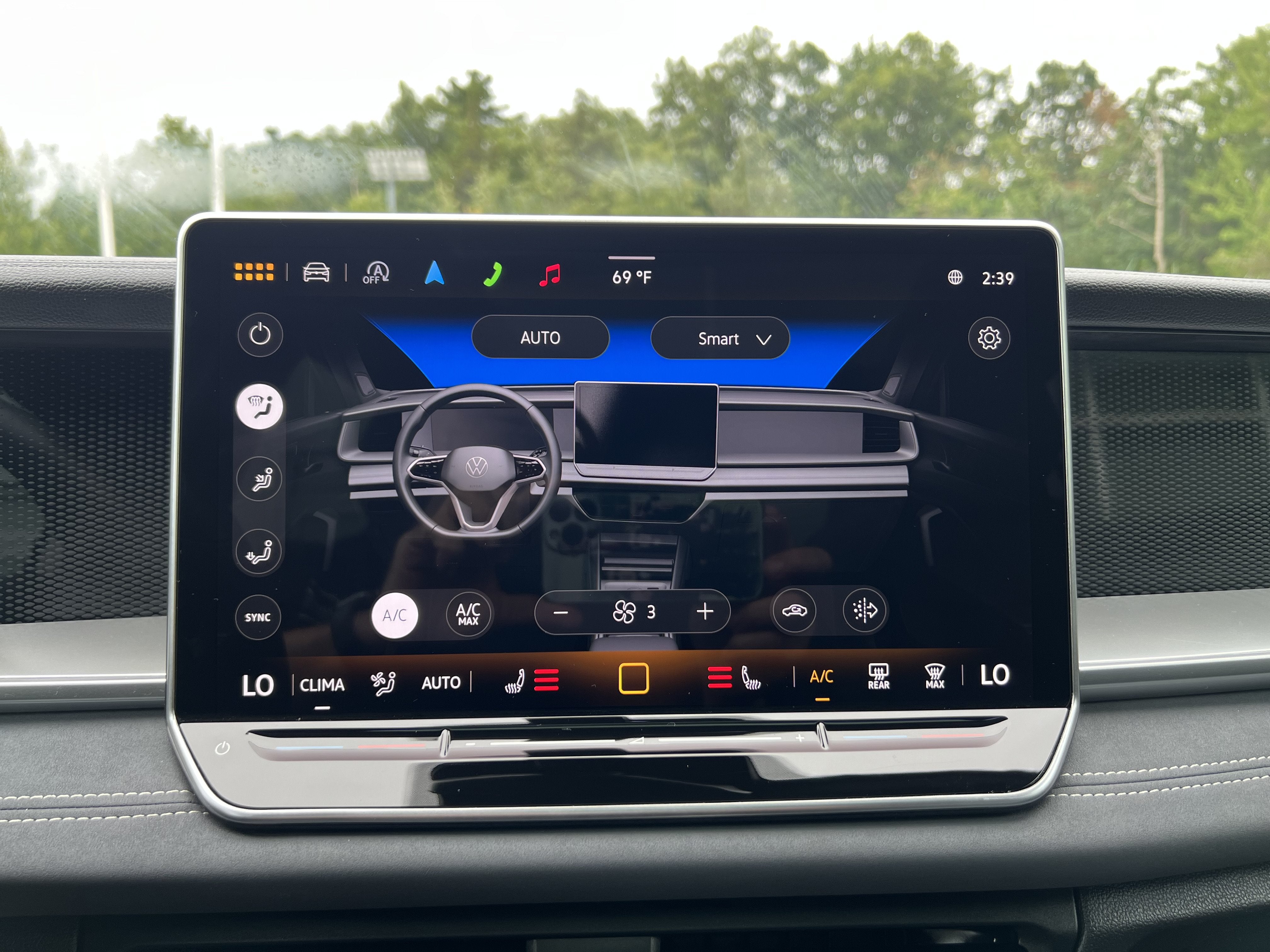 2025 Volkswagen Tiguan SE R-Line Black