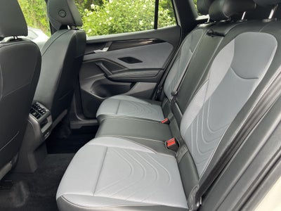 2025 Volkswagen Tiguan SE R-Line Black