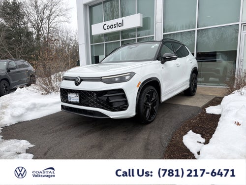 2025 Volkswagen Tiguan SE R-Line Black