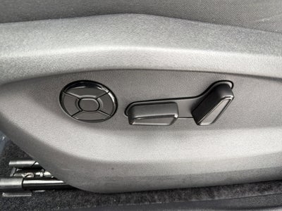 2025 Volkswagen Tiguan SE R-Line Black