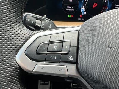 2025 Volkswagen Tiguan SEL R-Line