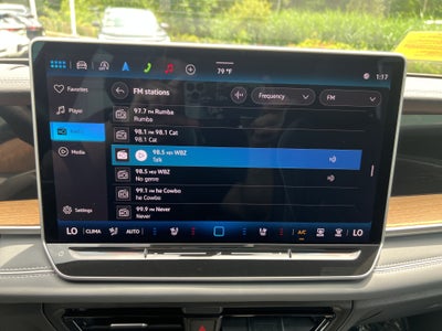 2025 Volkswagen Tiguan SEL R-Line