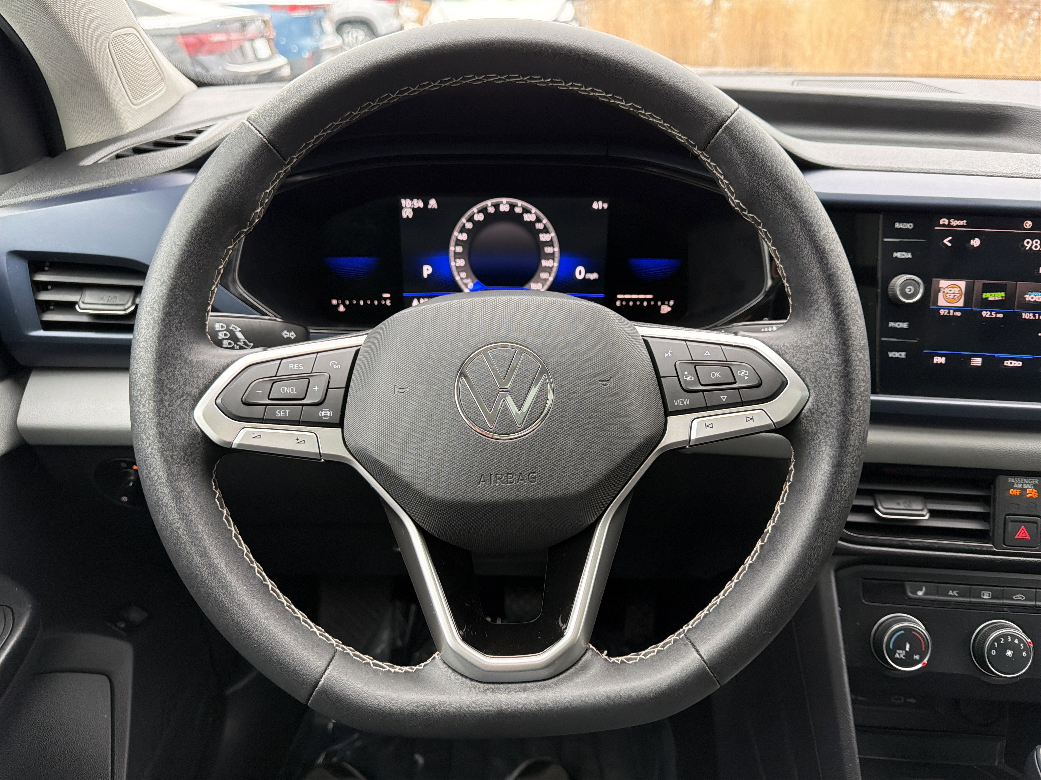 2022 Volkswagen Taos SE