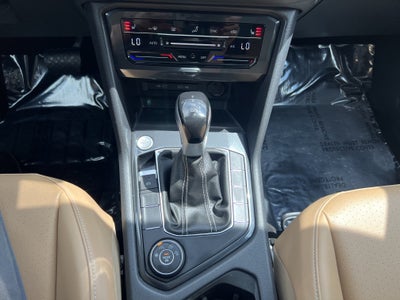 2024 Volkswagen Tiguan SE W/ Panoramic Sunroof