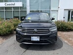 2024 Volkswagen Tiguan SE W/ Panoramic Sunroof