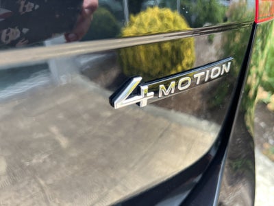 2024 Volkswagen Tiguan SE W/ Panoramic Sunroof