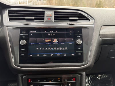 2023 Volkswagen Tiguan SE