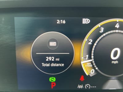 2025 Volkswagen Tiguan SE w/panoramic sunroof