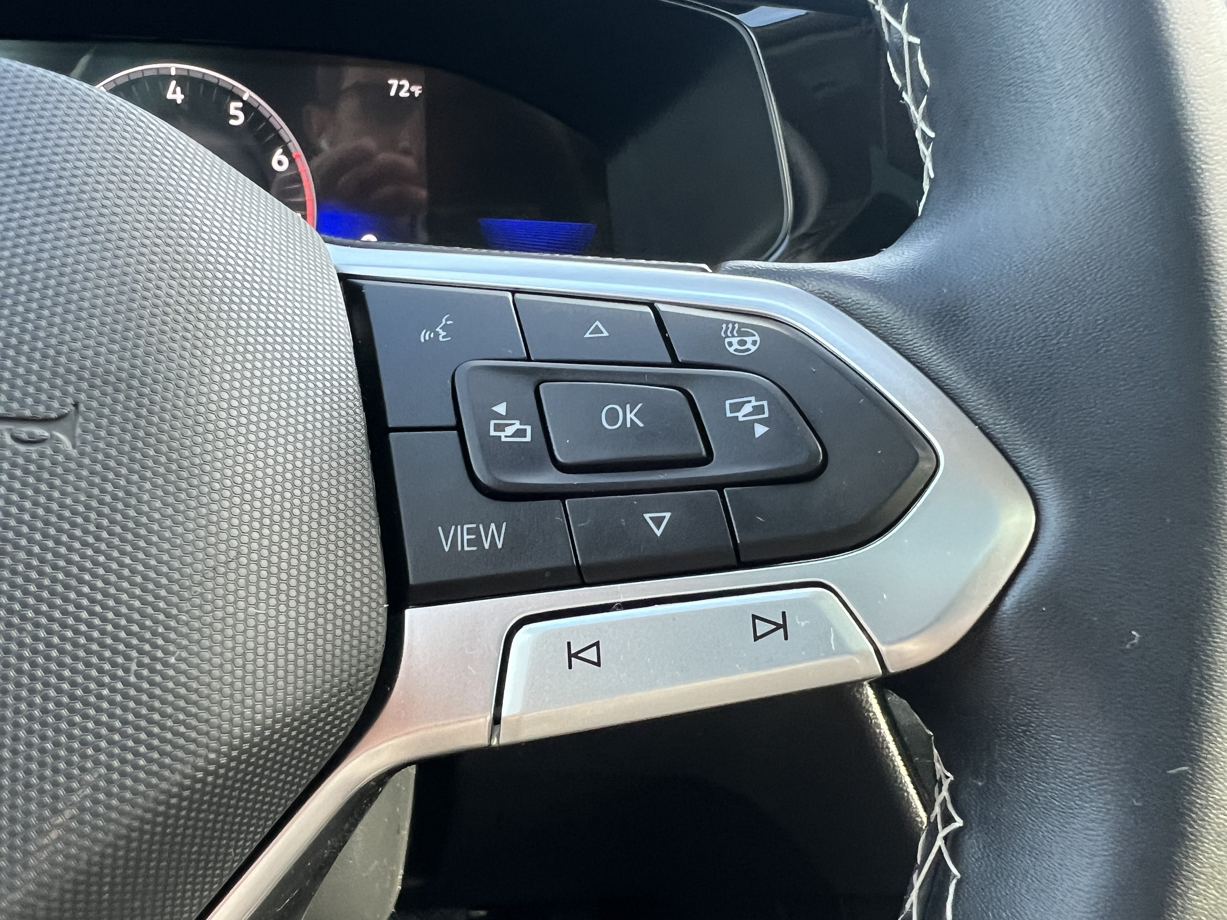 2023 Volkswagen Taos SE