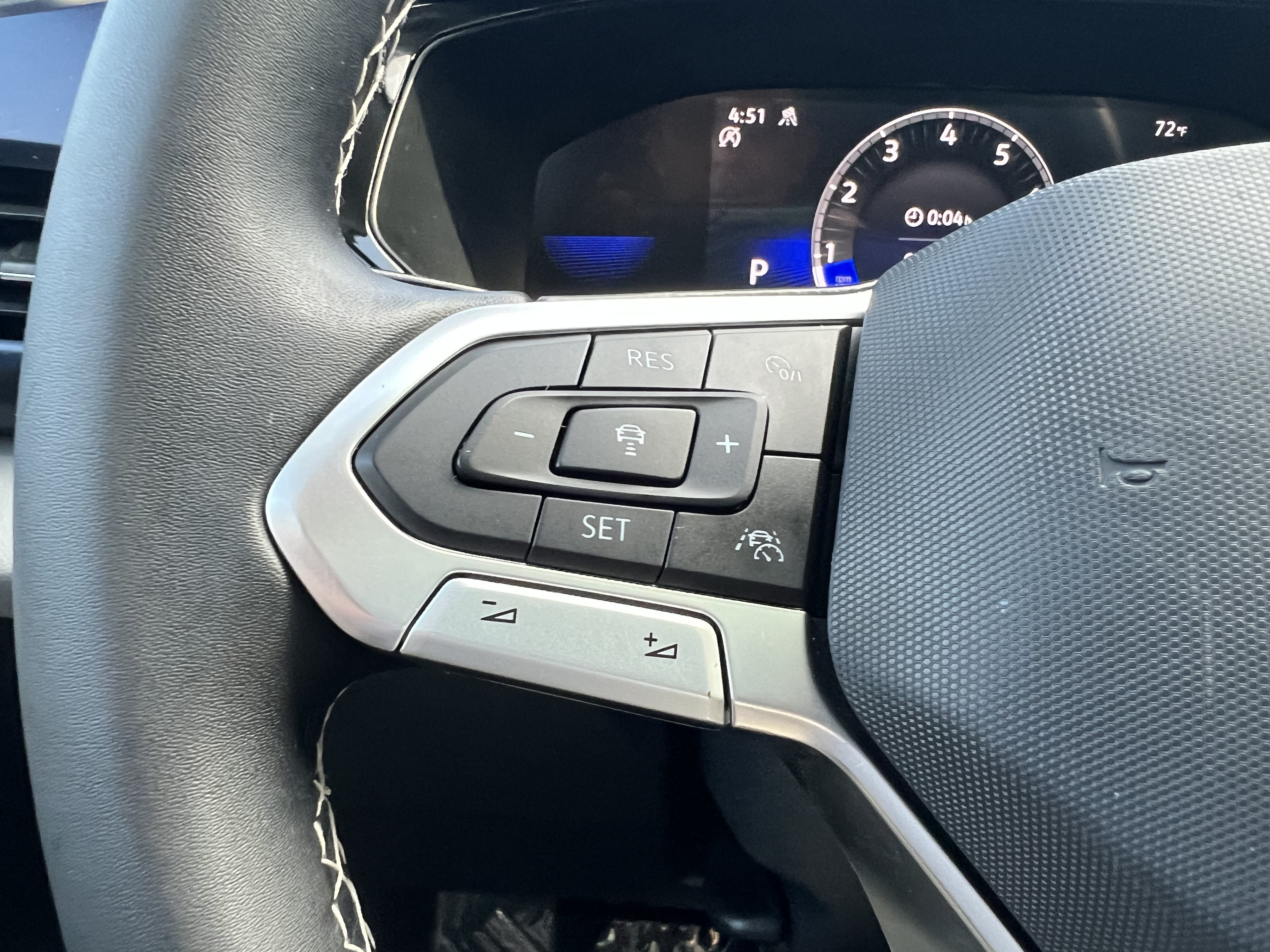 2023 Volkswagen Taos SE