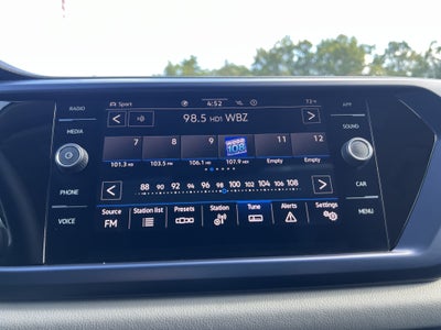 2023 Volkswagen Taos SE