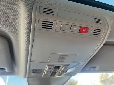2026 Volkswagen Taos SE w/panoramic sunroof