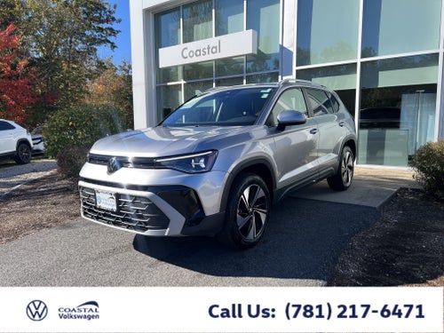 2026 Volkswagen Taos SE w/panoramic sunroof