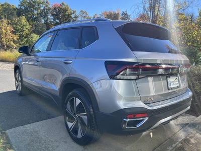 2026 Volkswagen Taos SE w/panoramic sunroof