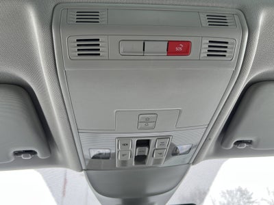 2025 Volkswagen Taos SE w/panoramic sunroof