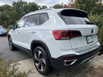 2023 Volkswagen Taos SE w/panoramic sunroof