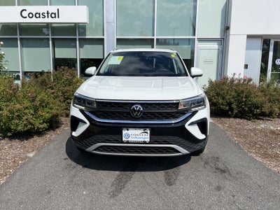 2024 Volkswagen Taos SE w/panoramic sunroof