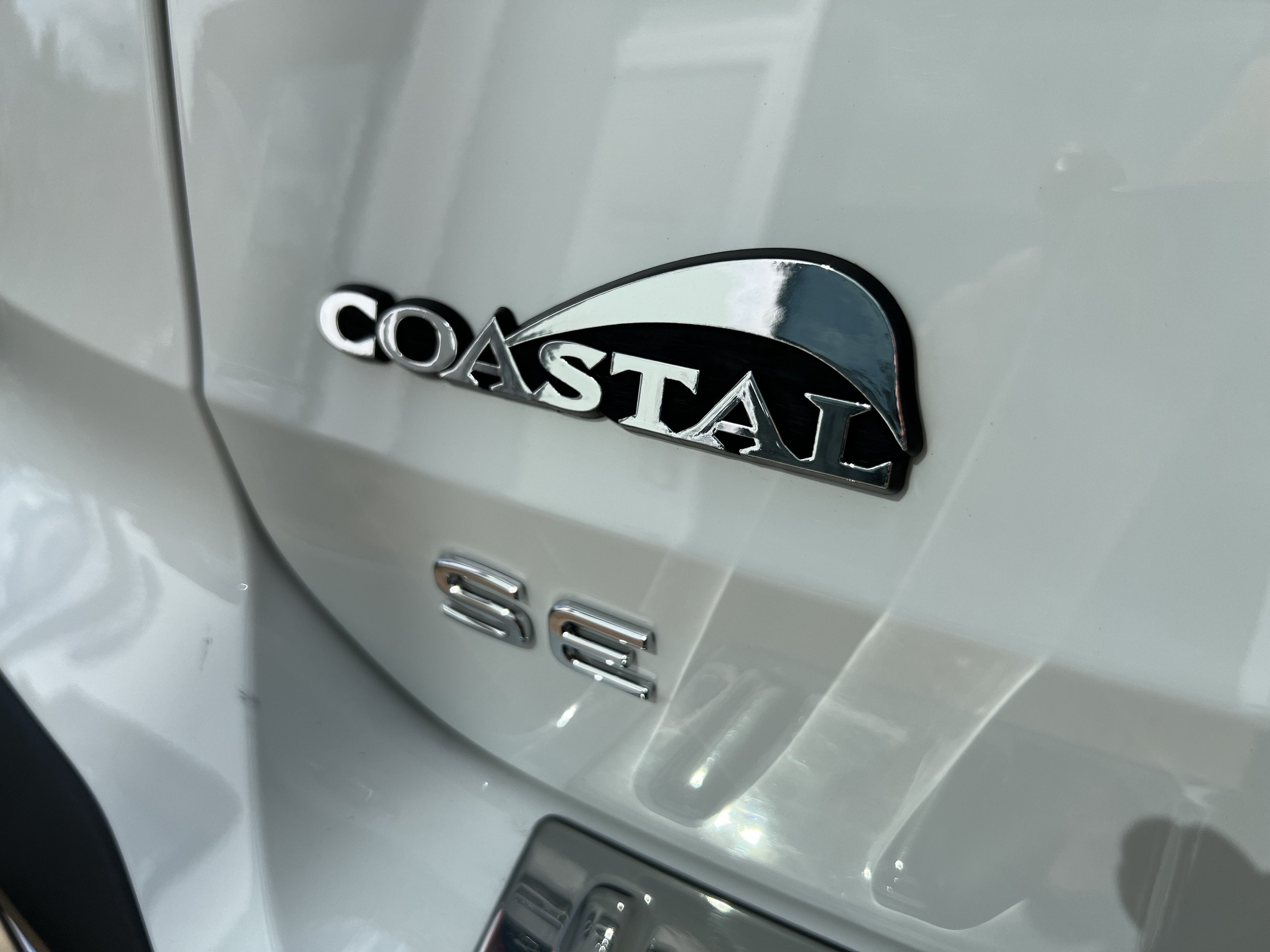 2024 Volkswagen Taos SE w/panoramic sunroof