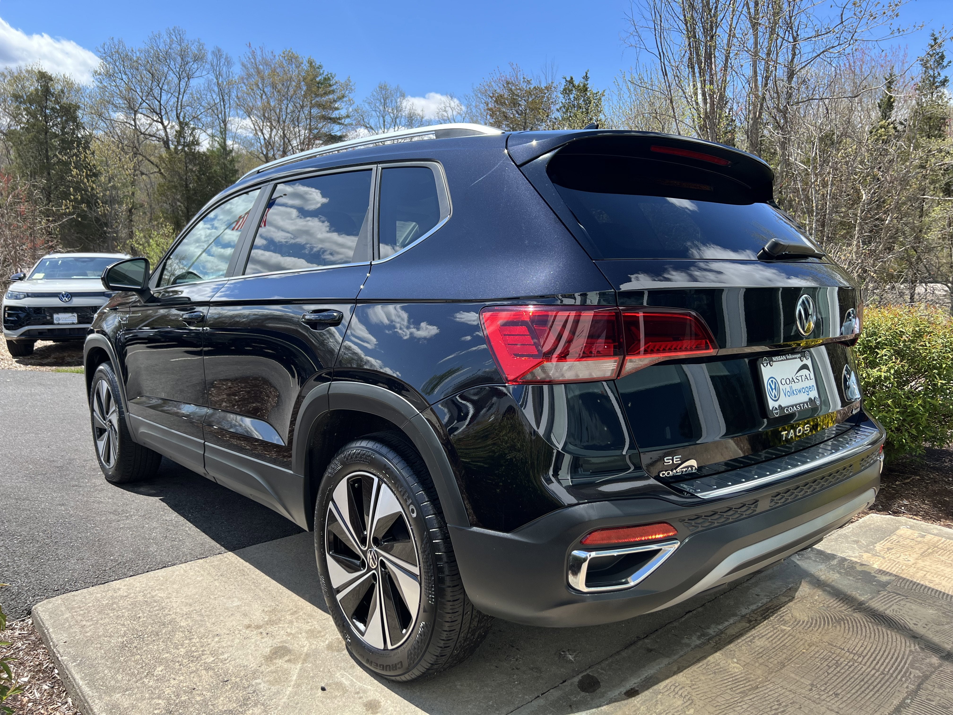 2023 Volkswagen Taos SE