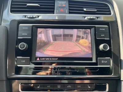 2019 Volkswagen Golf SportWagen S
