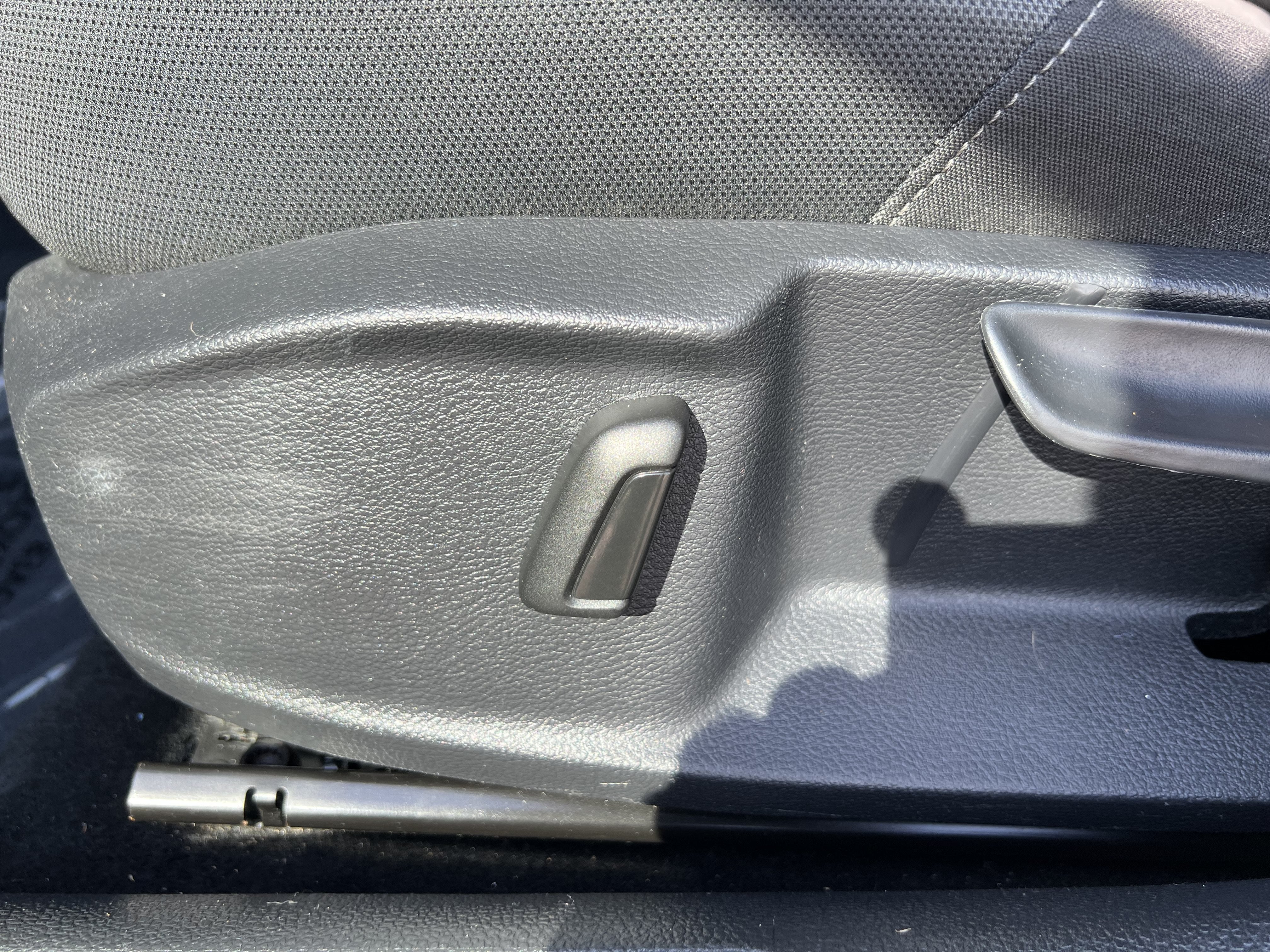 2019 Volkswagen Golf SportWagen S