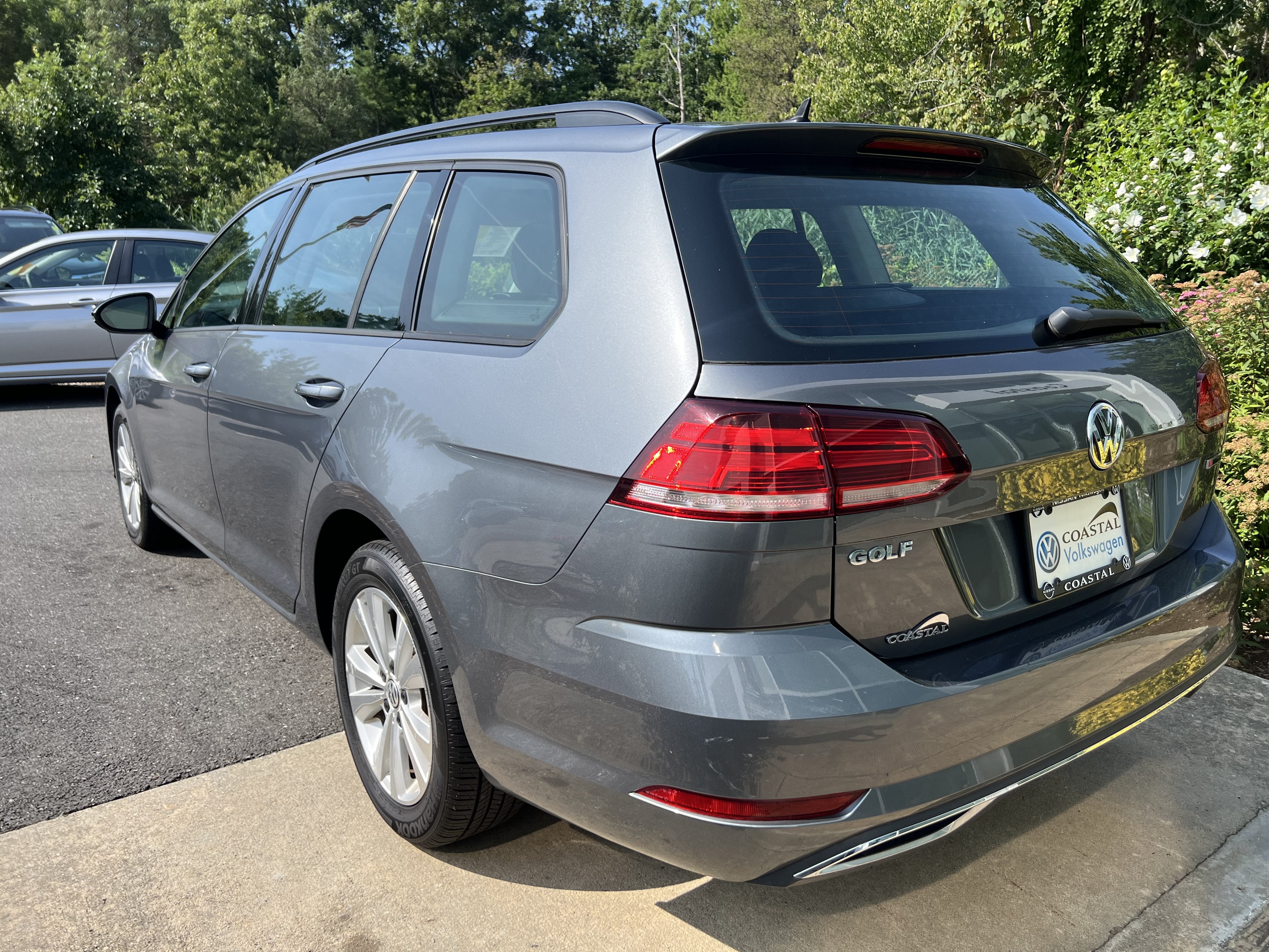 2019 Volkswagen Golf SportWagen S