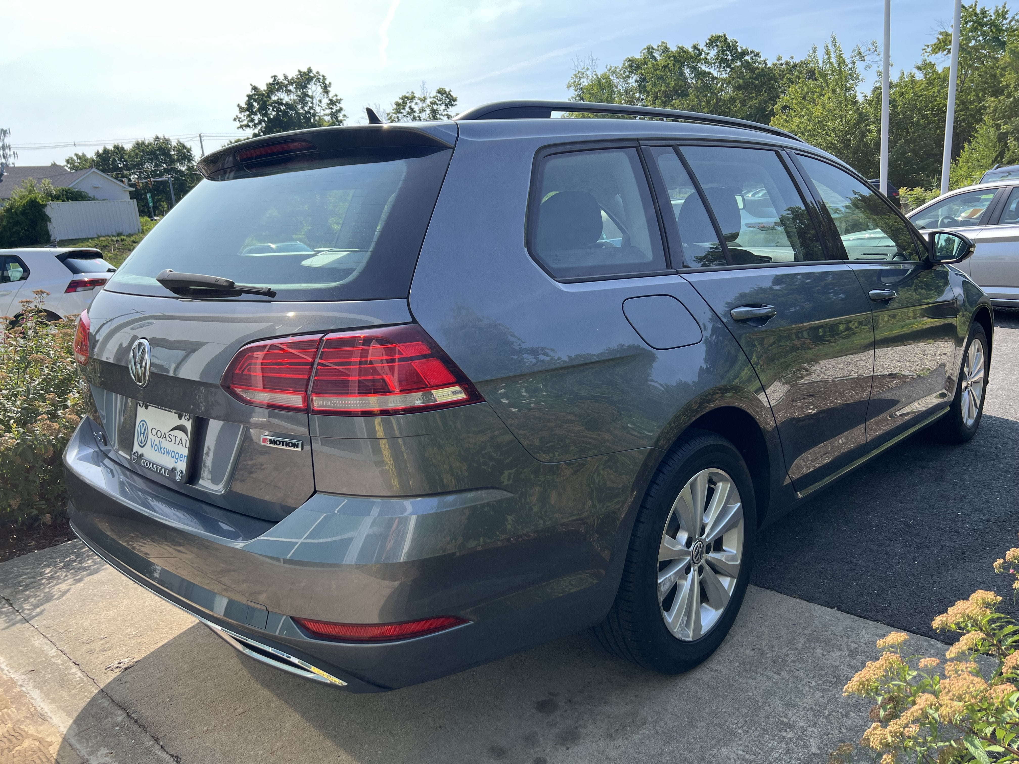 2019 Volkswagen Golf SportWagen S