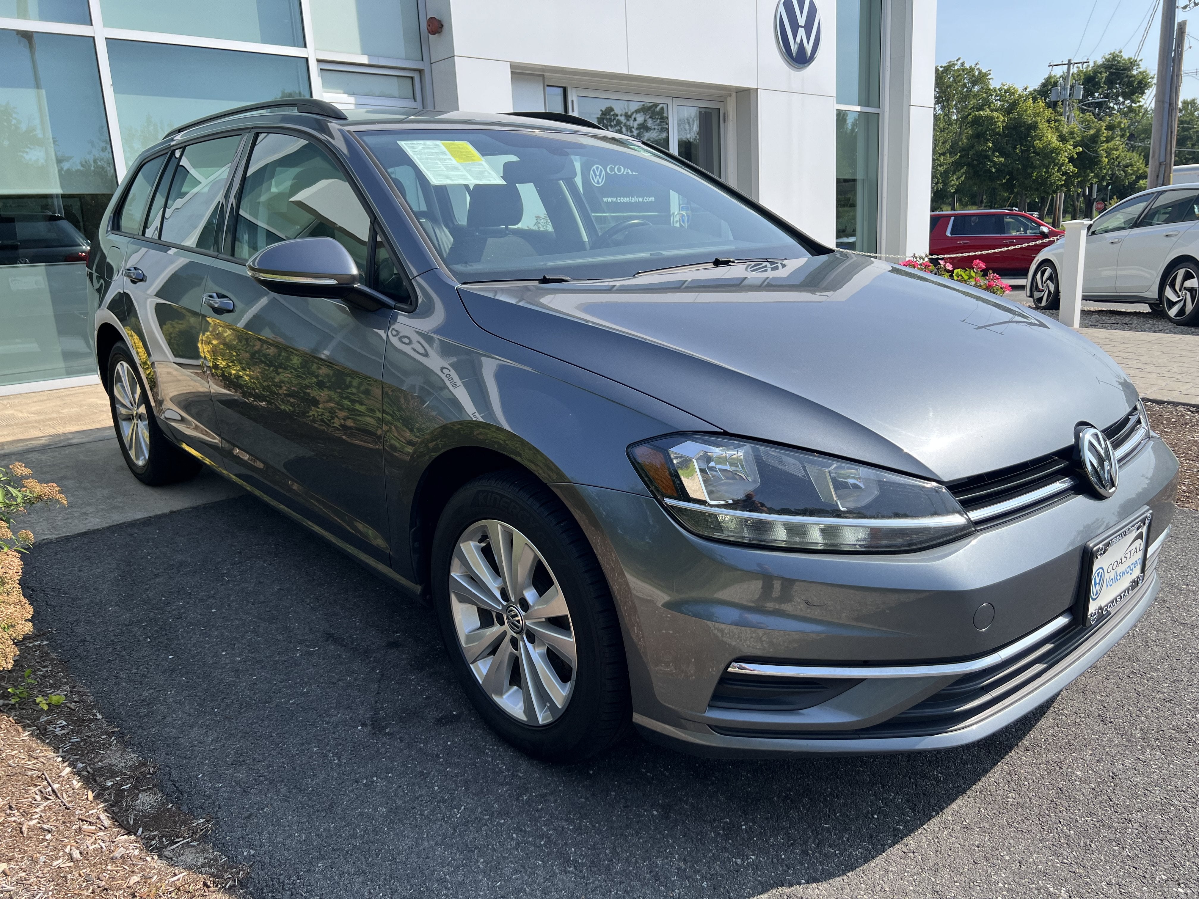 2019 Volkswagen Golf SportWagen S