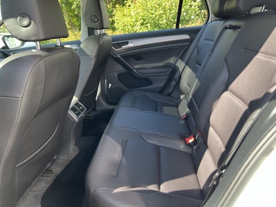2015 Volkswagen Golf TSI S