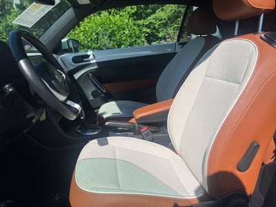 2017 Volkswagen Beetle Convertible Base