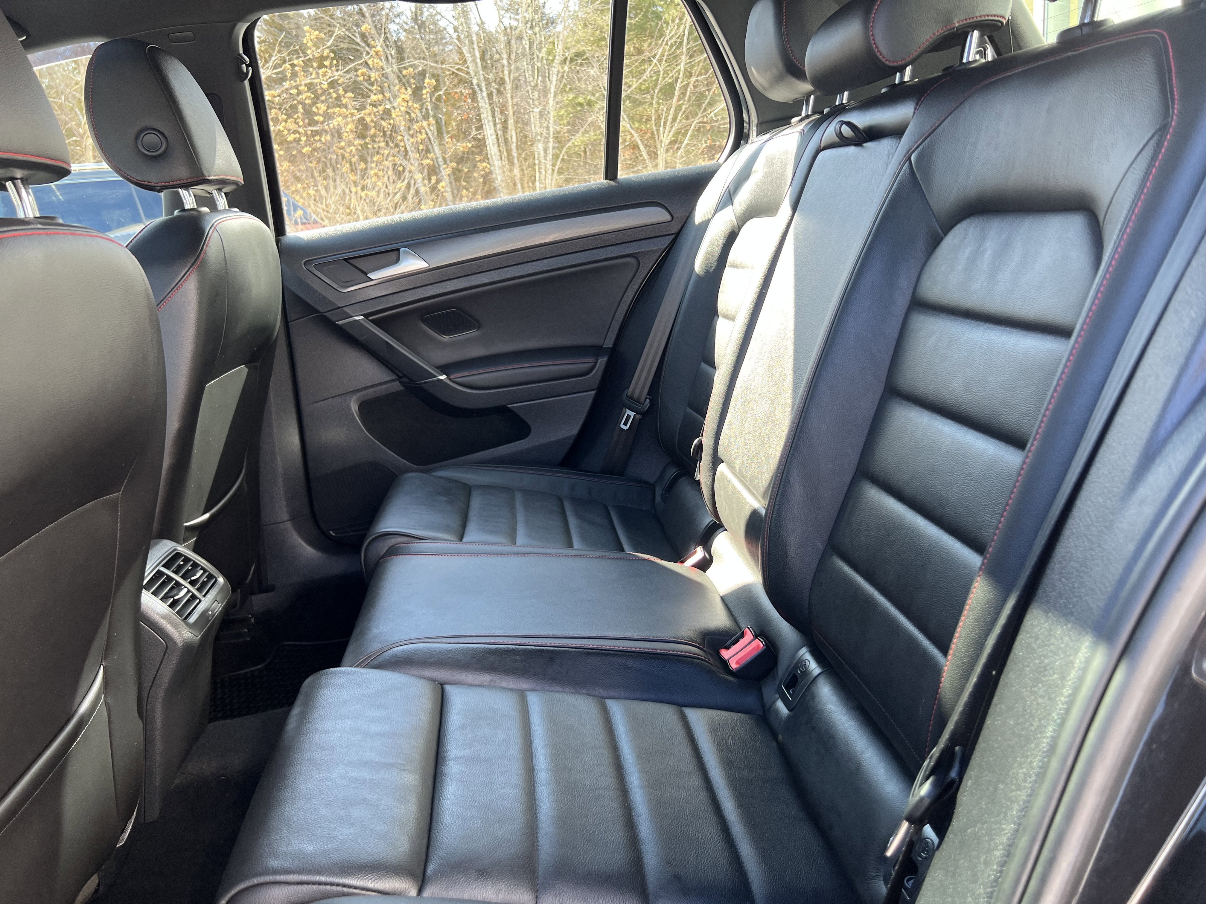 2019 Volkswagen Golf GTI Rabbit Edition