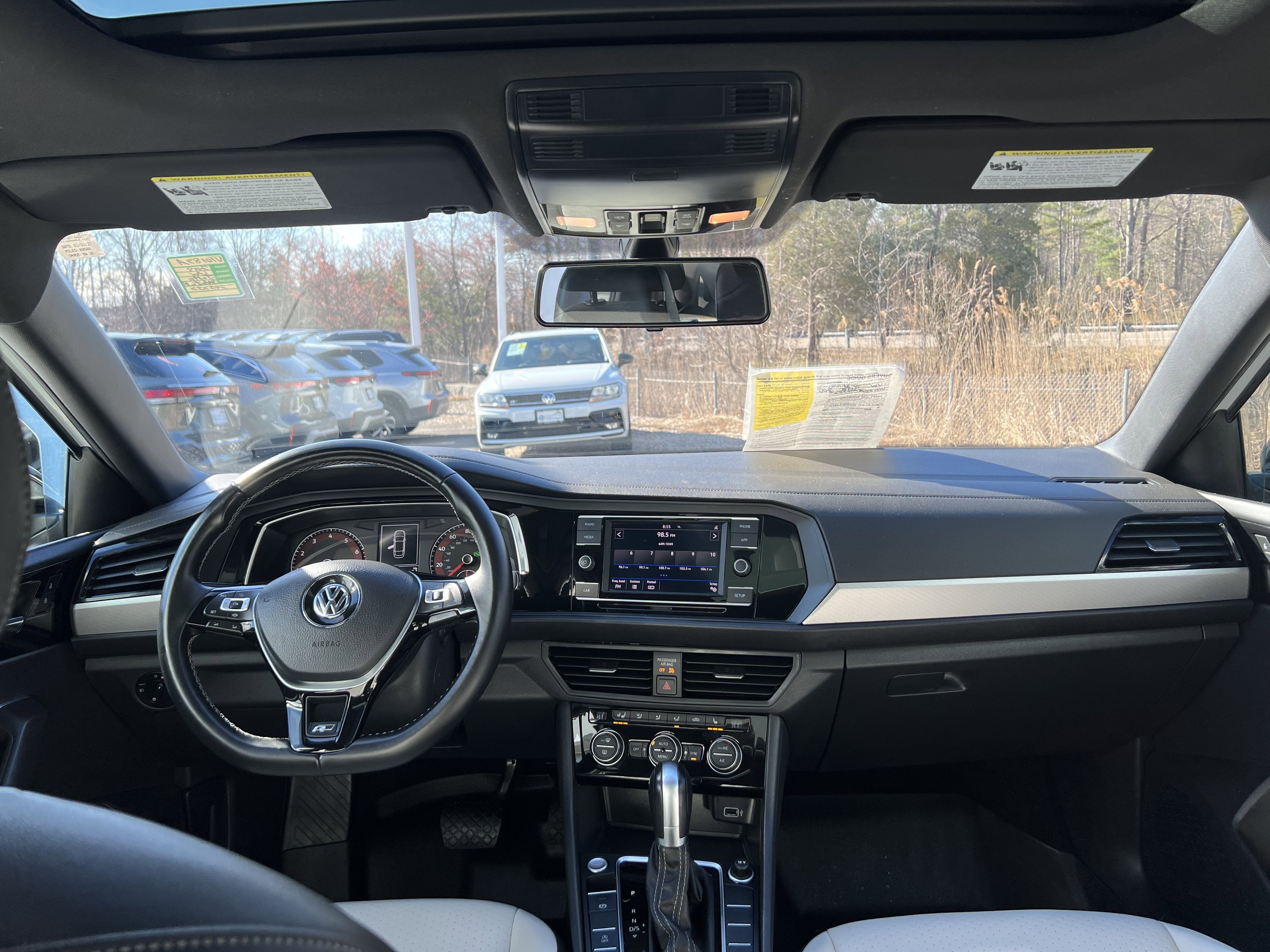 2019 Volkswagen Jetta R line