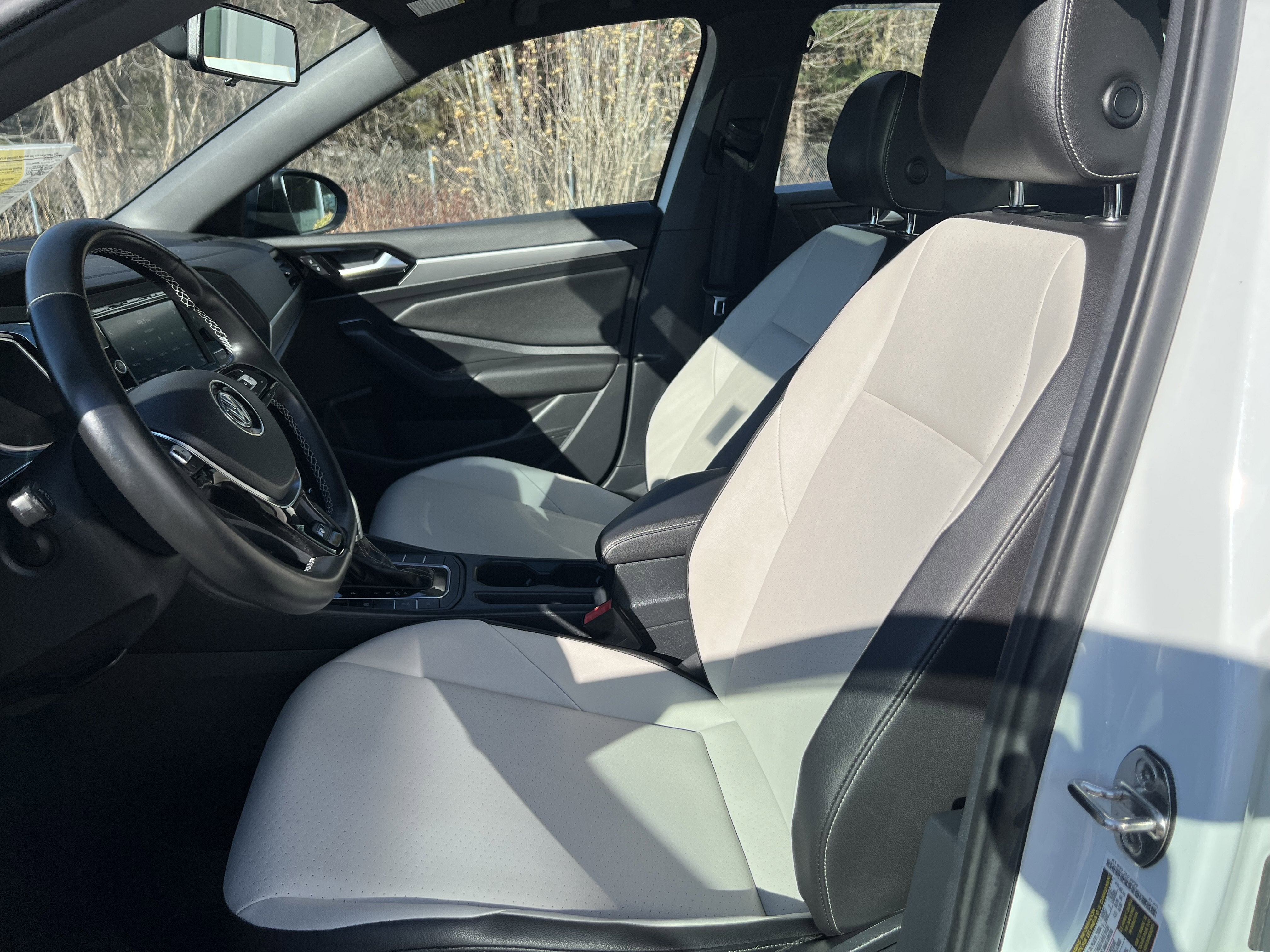 2019 Volkswagen Jetta R line