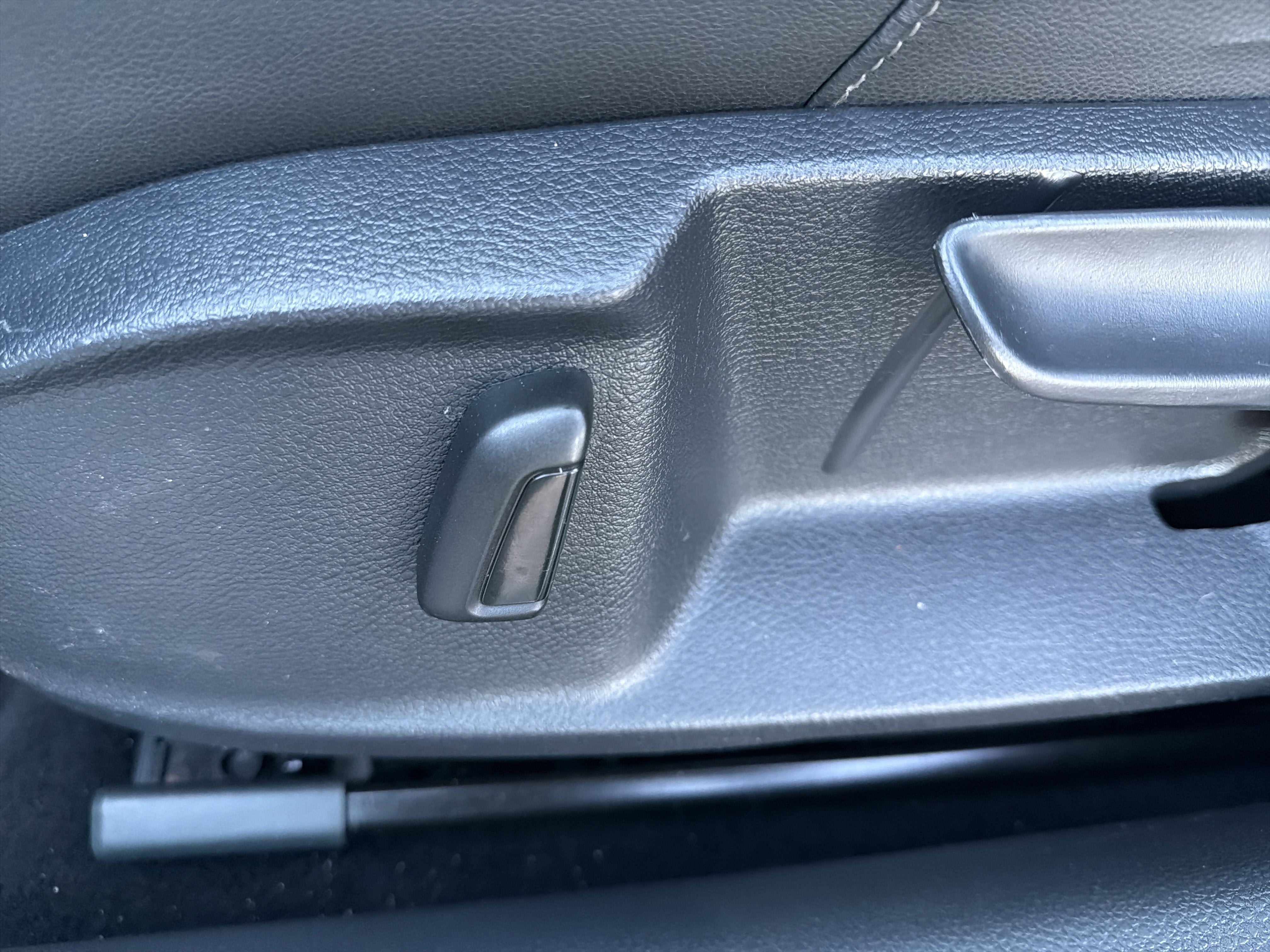 2015 Volkswagen Golf SportWagen TDI S