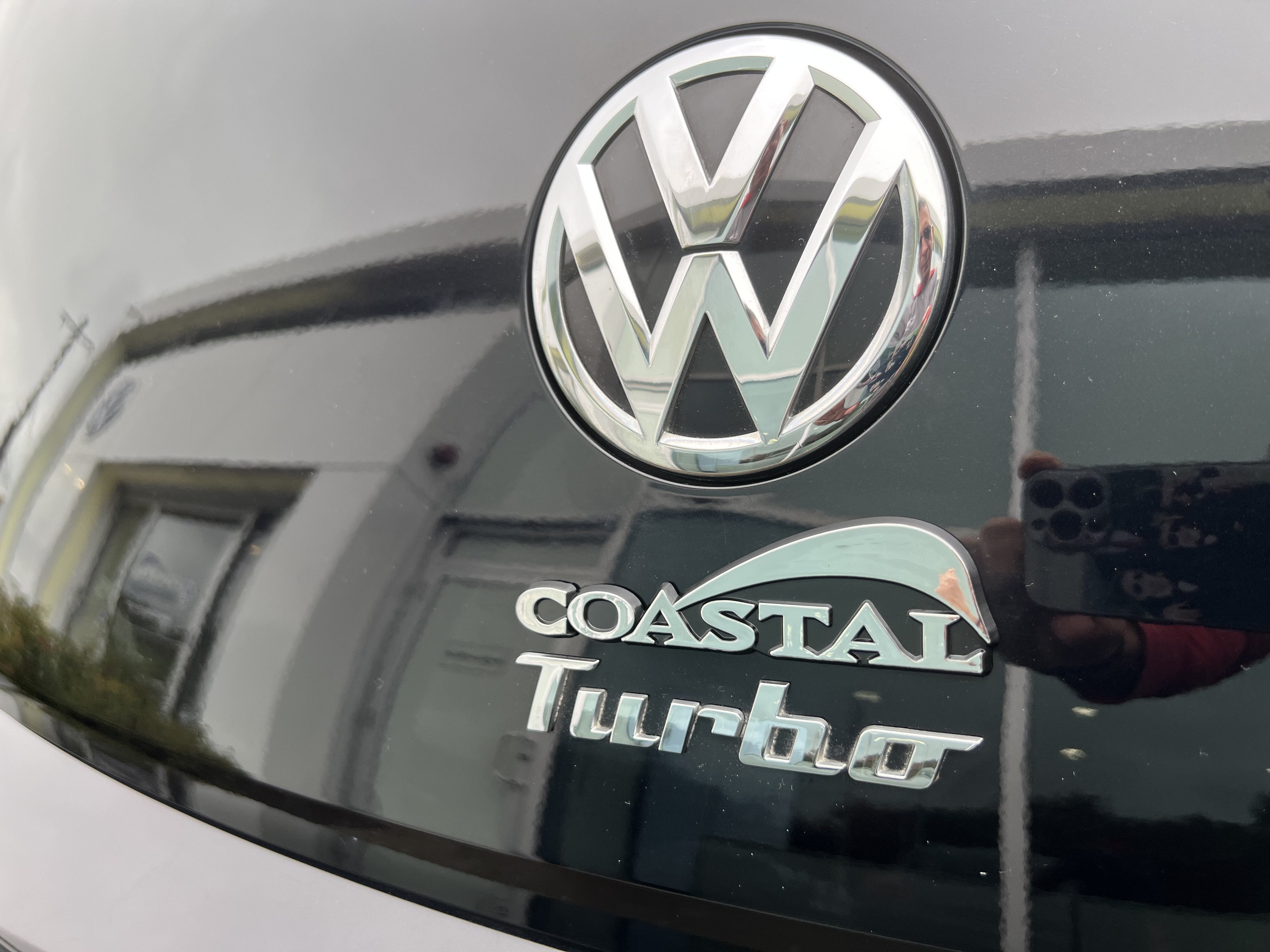 2016 Volkswagen Beetle 1.8T Wolfsburg Edition