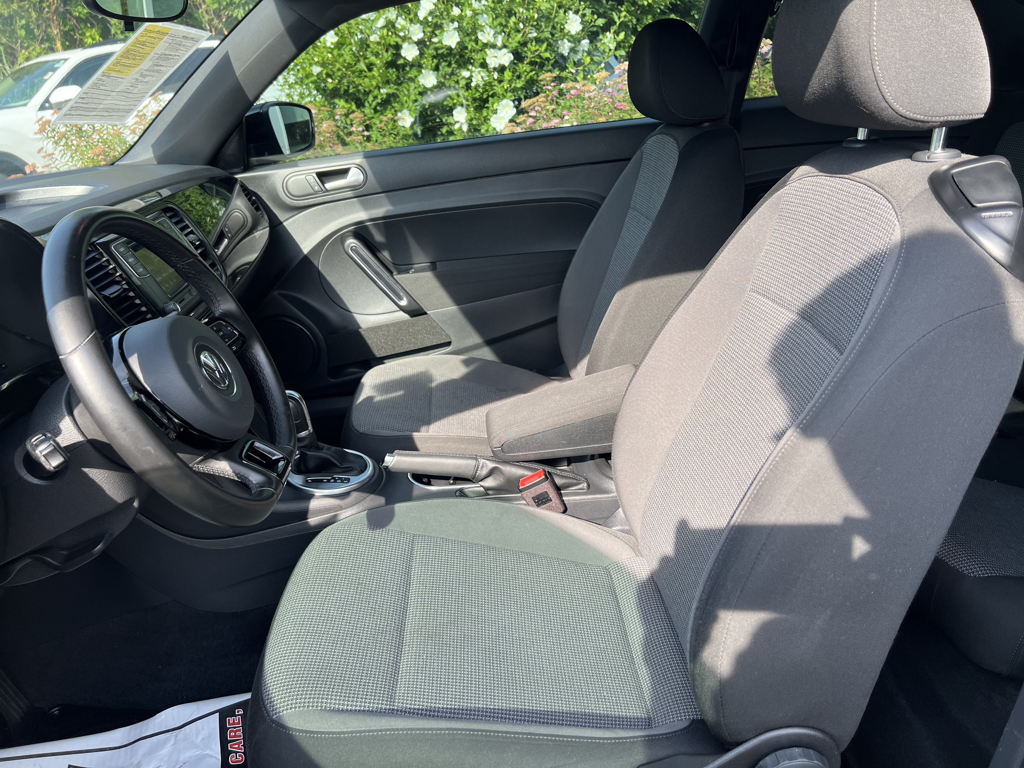 2019 Volkswagen Beetle Base