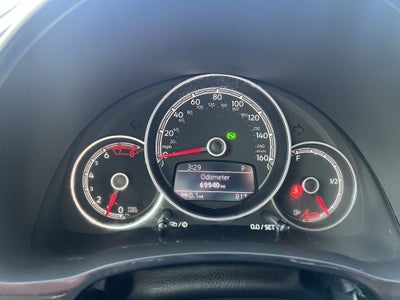 2019 Volkswagen Beetle Base