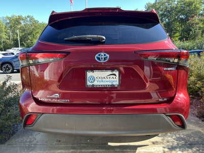 2021 Toyota Highlander Hybrid XLE