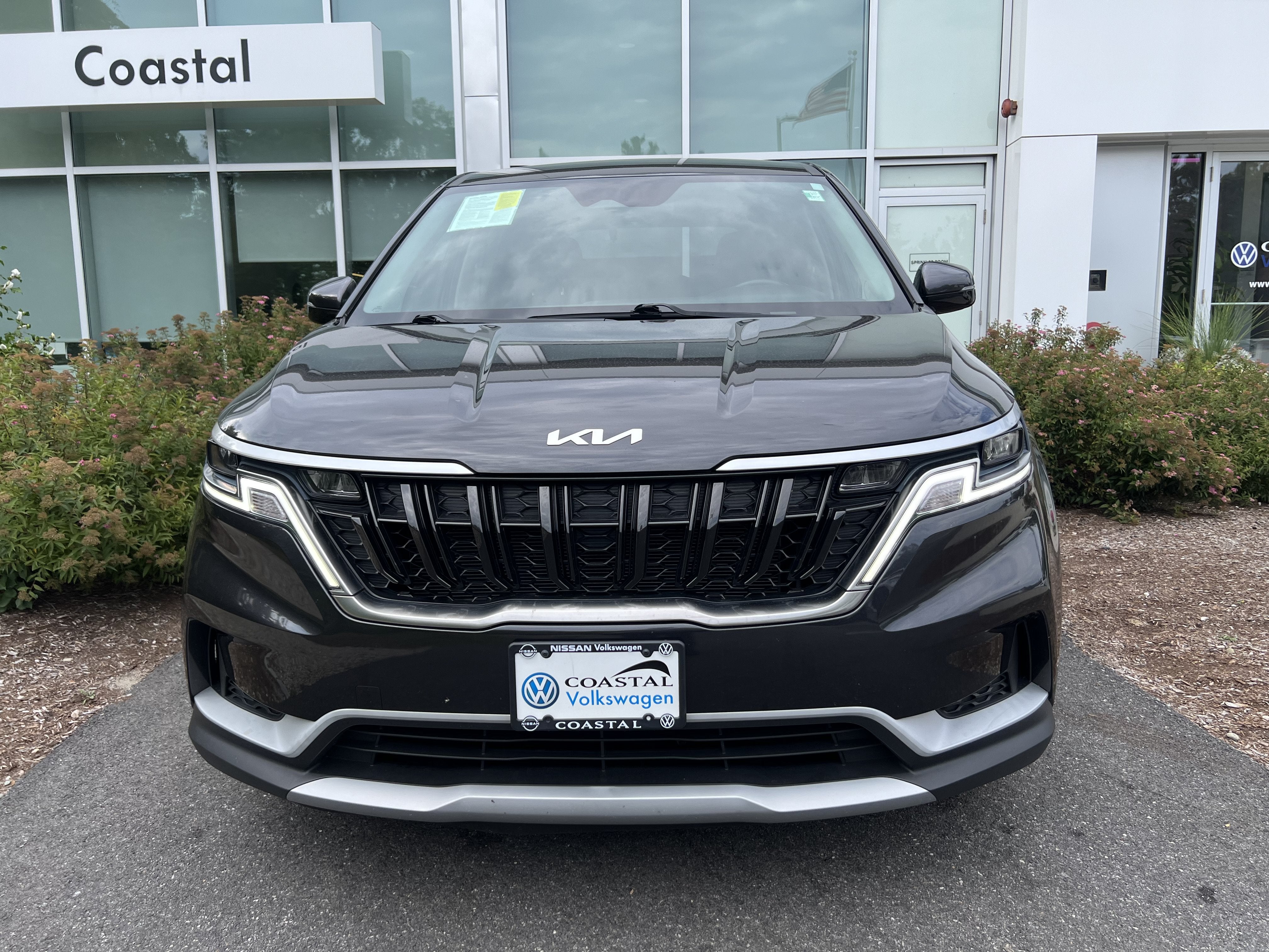 2024 Kia Carnival LX